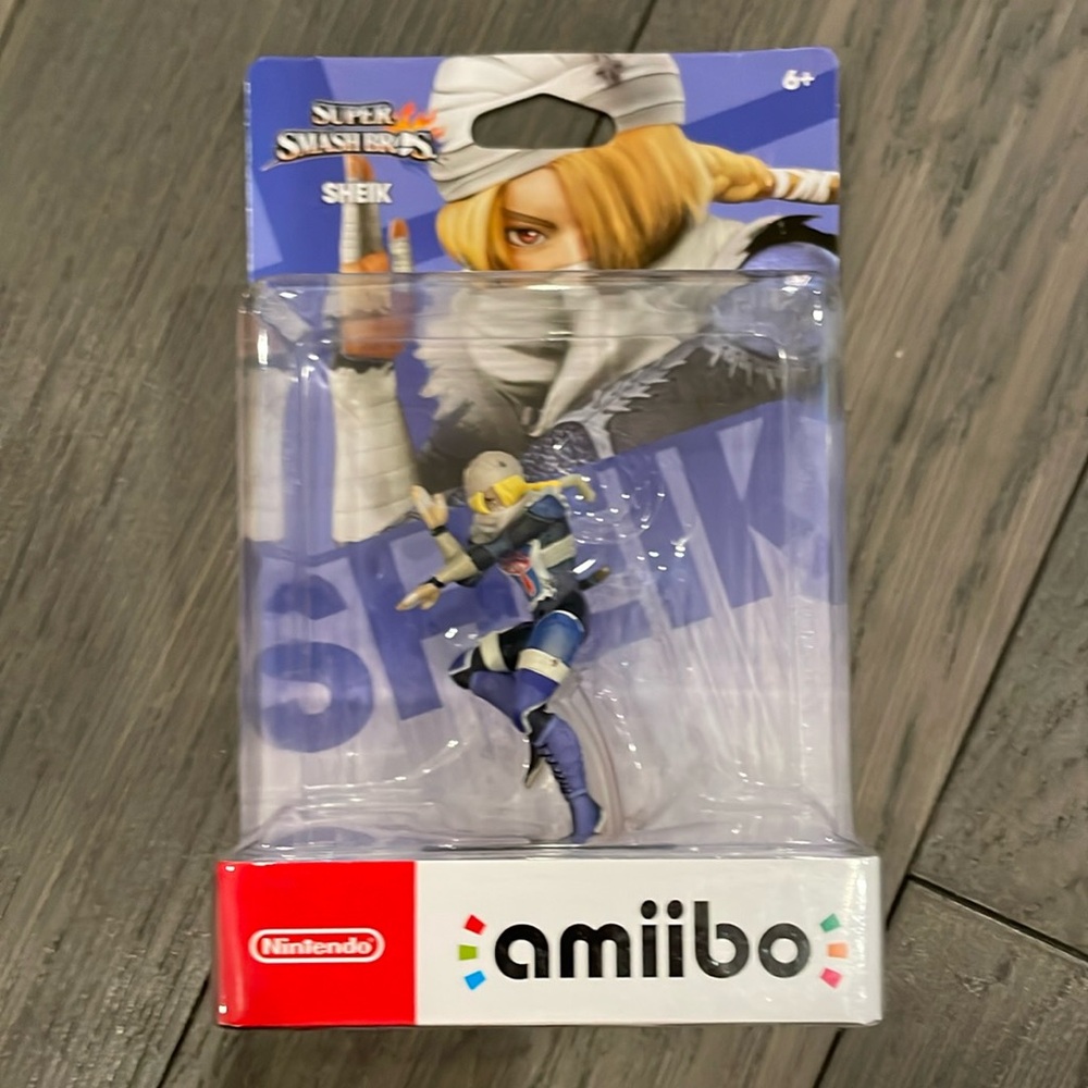 SHIEK Amiibo NWT Nintendo